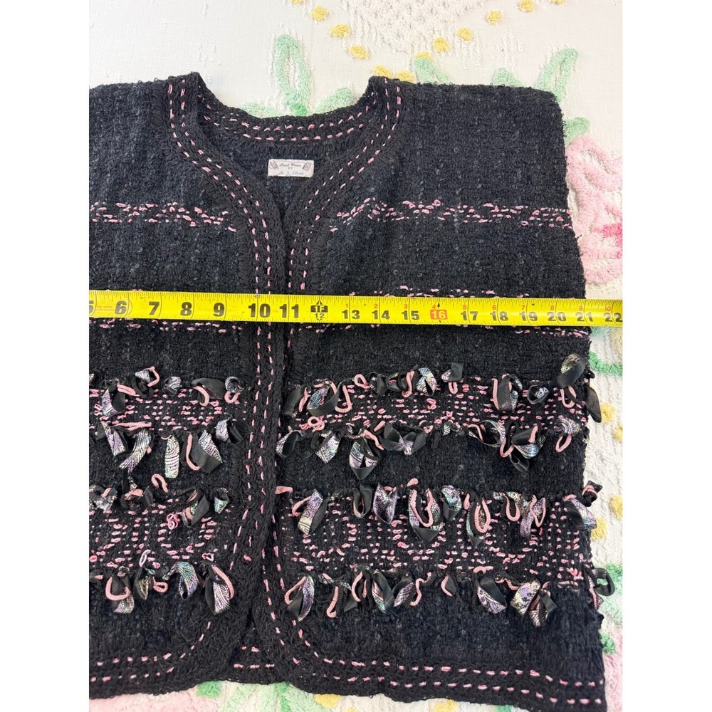 Hand Woven by M. J. Lillard  vtg  Knit Vest Black Pink Ribbon Fringe Textured - Picture 6 of 8